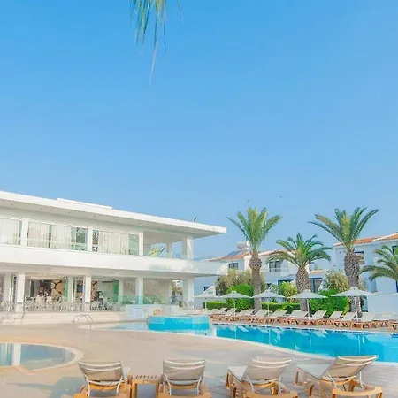 호텔 Atlantica Stavrolia Gardens 3*